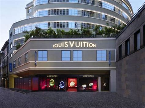 Louis Vuitton, in Toscana il nuovo sito di produzione: il 